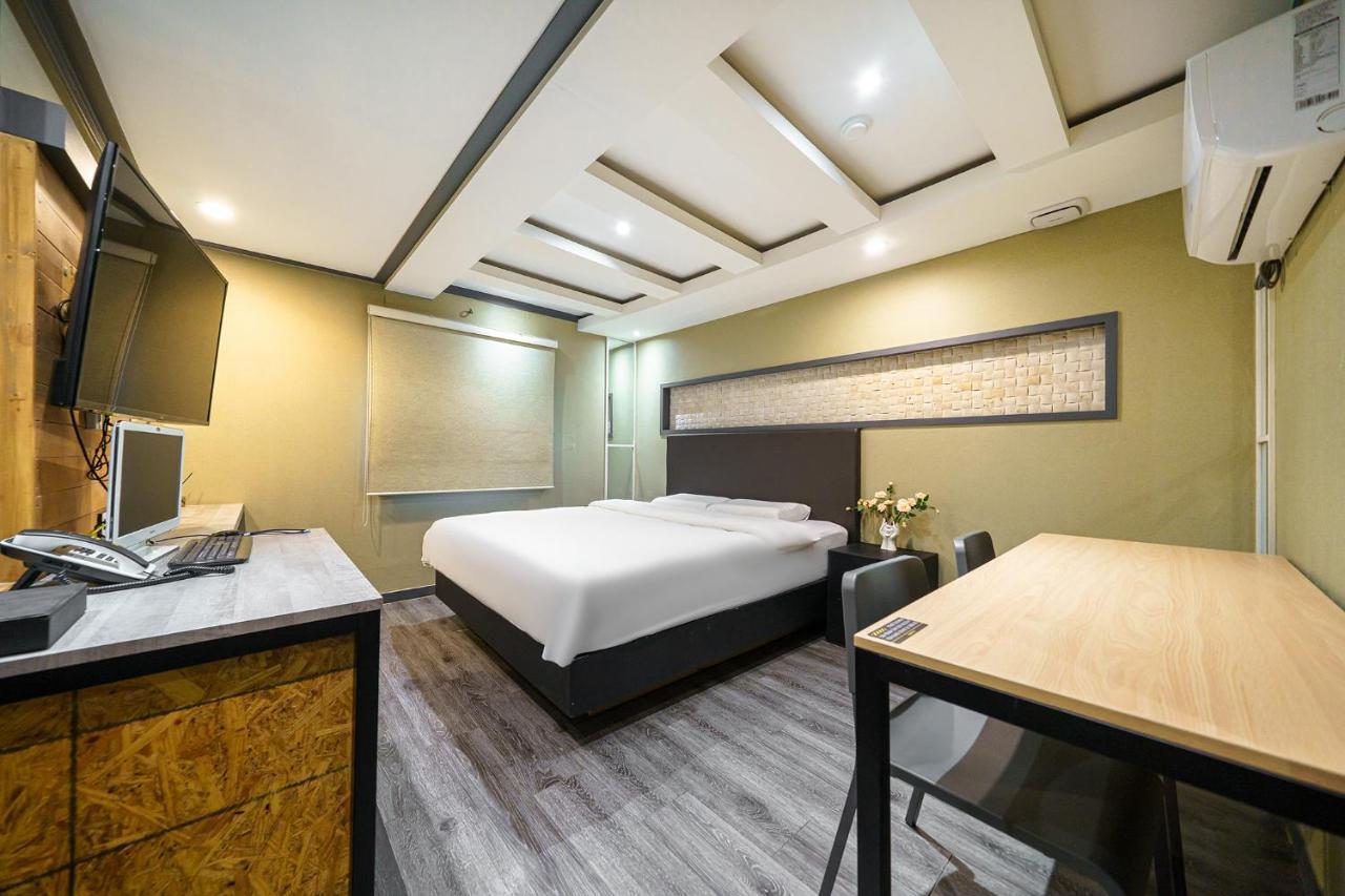 27 Hotel Anyang Bagian luar foto